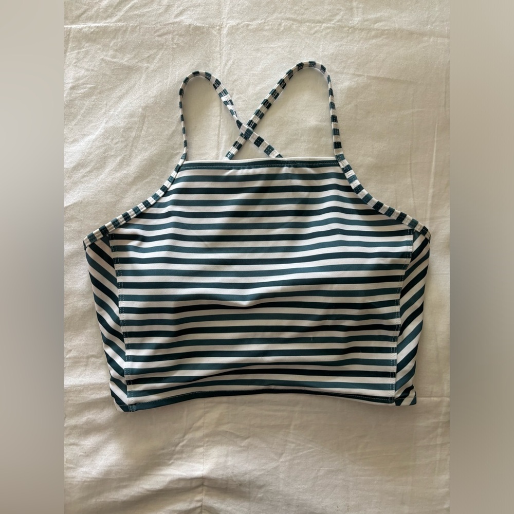 Albion Darling Stripe Switchback Crop | Medium
